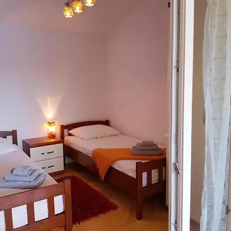 Julius Apartman شقة ميدولين